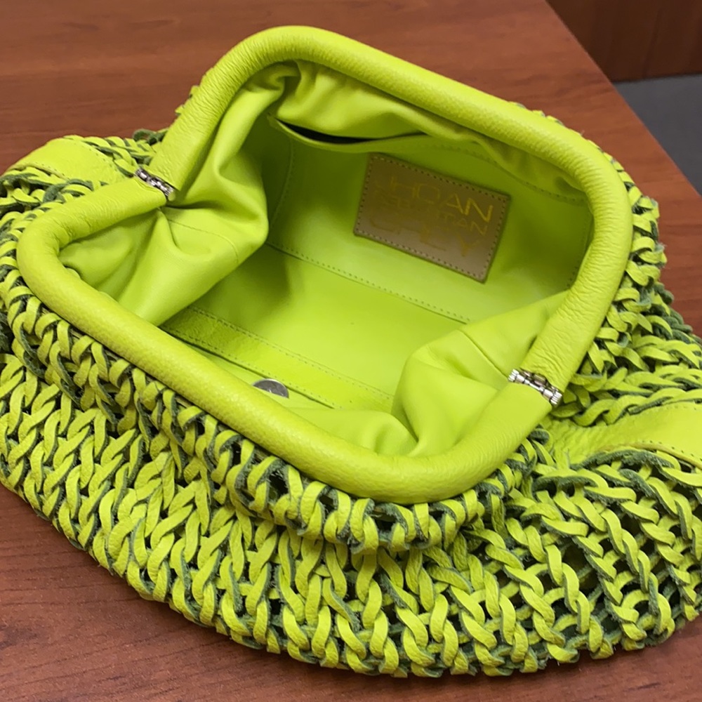 Jhoan Sebastian Grey leather woven clutch neon - Picture 4 of 15